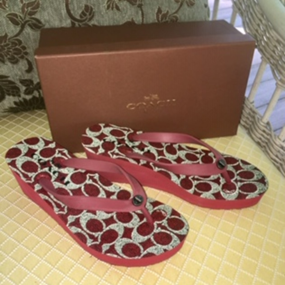COACH Linley Wedge Flip Flop Womens 6 NEW with Box